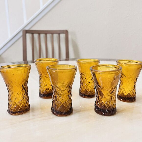 MCM Amber Glass Decanter Set w/6 Cordial Glasses Diamond Pattern Barware Taiwan - Picture 10 of 14